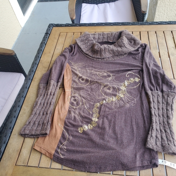 Boho Knit Cowl Neck Top with Peacock Feather‎ Print – Unique Artistic - Picture 1 of 6